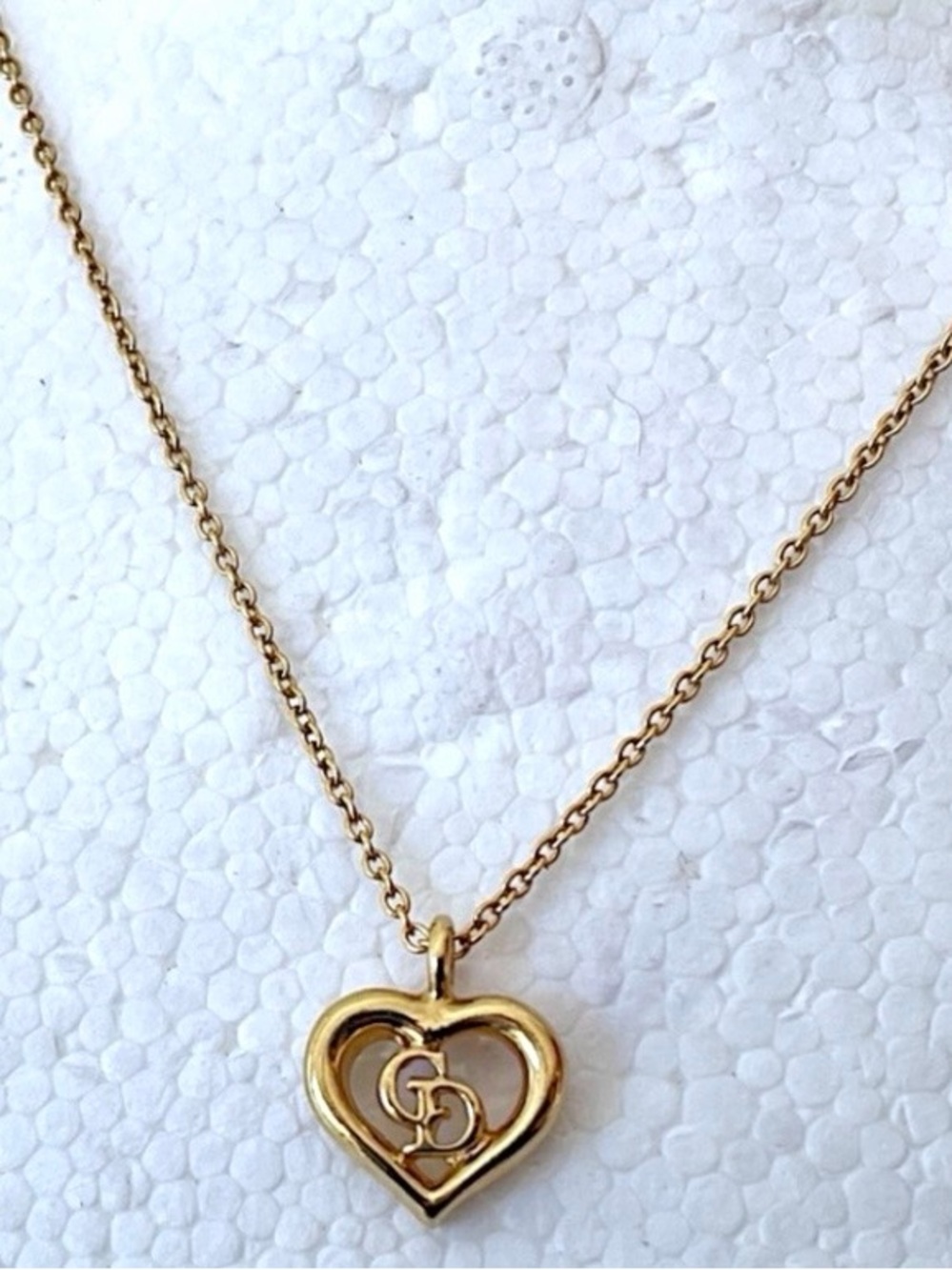 Vintage Christian Dior CD Logo Heart Pendant Necklace Gold - Picture 15 of 16